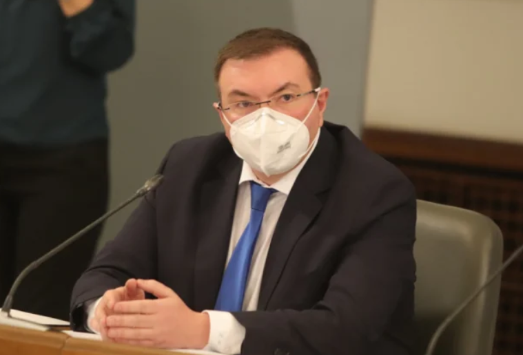 Извънредно: Връщат строги К-19 мерки в България до часове?