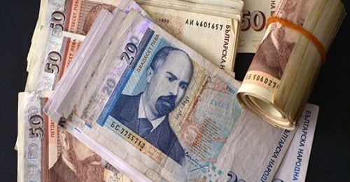 Възможно ли е кредит на починал да го изплащат роднините?