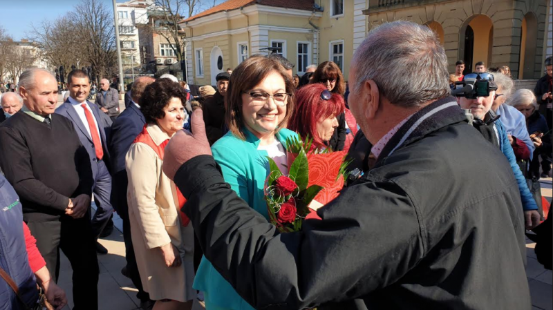 Корнелия Нинова: Моментът е решаващ – само БСП може да свали ГЕРБ от власт