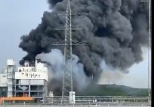 Взриви се химически завод в Германия