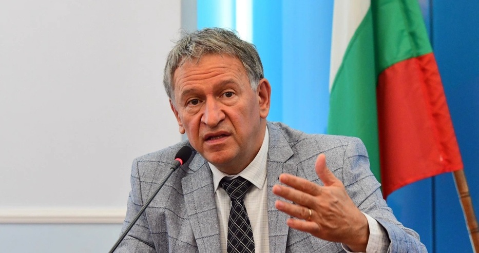 Удължиха извънредната обстановка