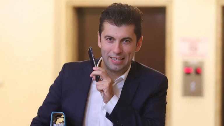 Кирил Петков каза колко е загубата на ББР за последните две години
