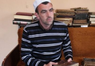 Пред дома му е пълно с хора! Ходжа Исмаил дава непознати рецепти, взима по 5 лв!