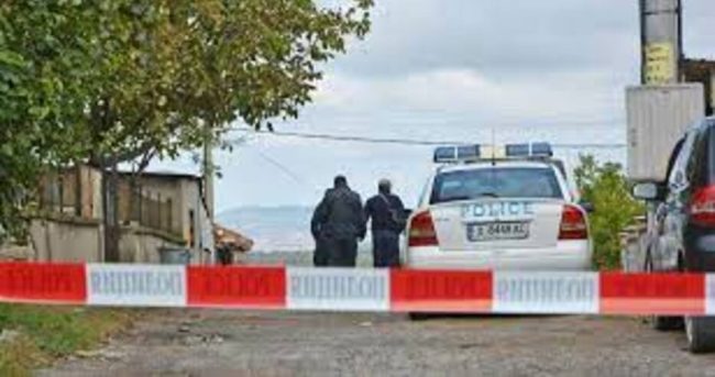 Бебе се задуши в леглото между родителите си