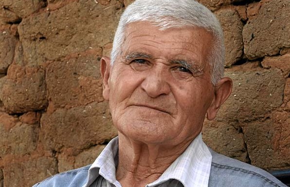Последни новини Чакръкчията Хасан Алиосман: лекувам без пари и депутати, и магарета