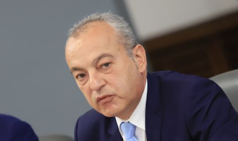 Министър Донев с важна информация за добавките от 120 лева към пенсиите