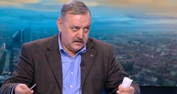 Последни новини Заболи ли те гърло, взимаш лимон със сода. Започне ли кашлицата, инхалация с вряща вода и сода…
