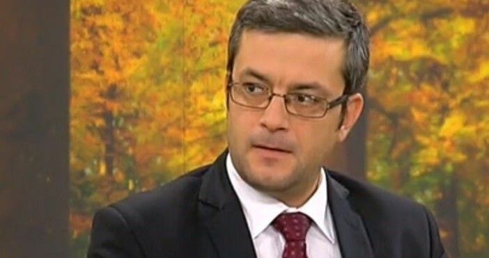 Тома Биков съобщи кога пада Кирил Петков
