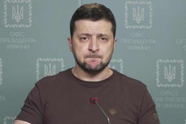 Зеленски: Русия отхвърли Великденското примирие!
