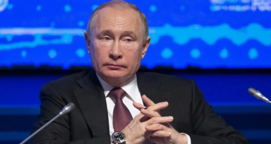 Те са хората! Ето ги шестимата човека, които имат властта да свалят Путин
