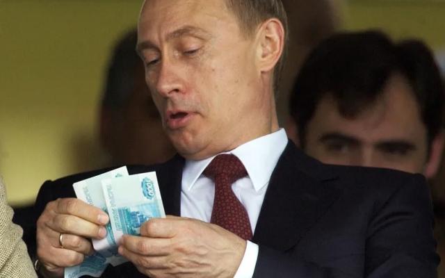БОМБА: Ето как озверилият Путин ще открадне парите и имотите на българите!