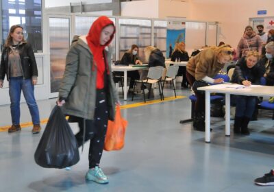 Напрежение сред украинските бежанци, деца и майки плачат: Оставете ни в хотелите