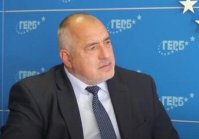 В най-критичния момент ГЕРБ готвят съкрушителния удар срещу кабинета Петков