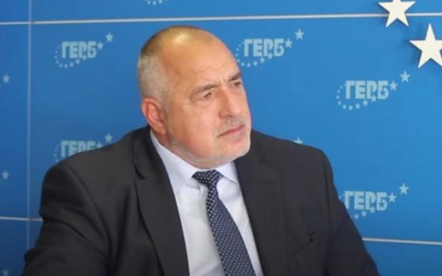 В най-критичния момент ГЕРБ готвят съкрушителния удар срещу кабинета Петков