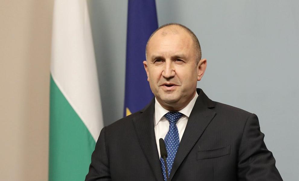 Радев: Не трябва да допускаме легитимацията на македонизма