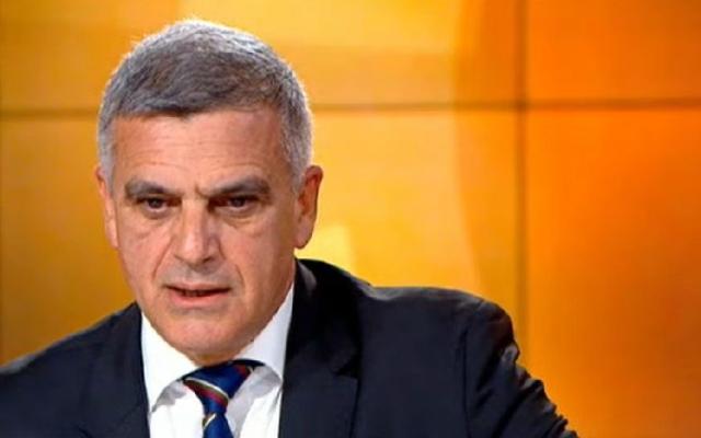 Последни новини Със спокоен, но безмилостен тон Стефан Янев прочете присъдата на кабинета Петков
