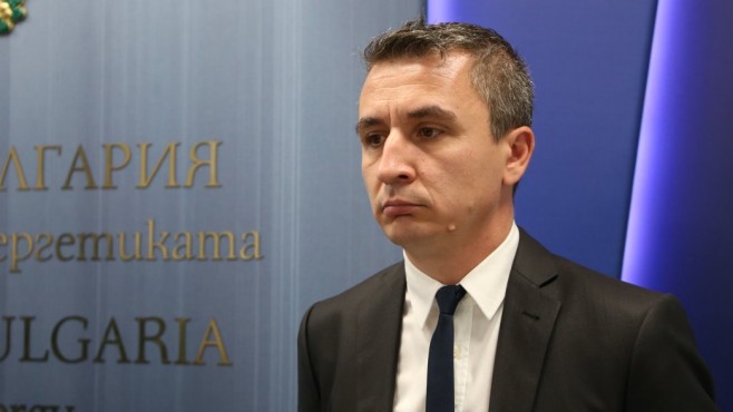България пита Брюксел дали плащането на газа в рубли нарушава санкциите