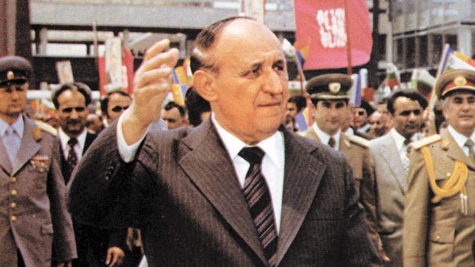 Как Тодор Живков “смайва” Германия с план за икономически реформи