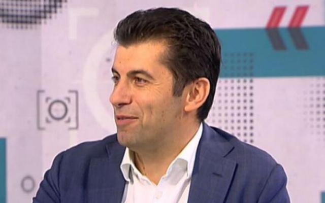 Световните медии гърмят, никой не е й подозирал! Ето тайния план на Кирил Петков, работата е много дебела