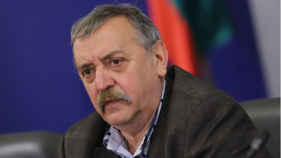 Последни новини Кантарджиев: Българите имат щит срещу маймунска шарка