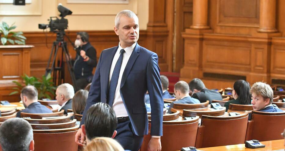 Последни новини Костадинов: Отиваме на предсрочни избори