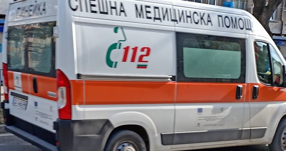 Двама пострадали след тежка катастрофа в столичен мол