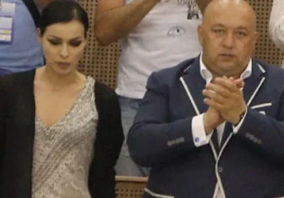 След като Красен Кралев я заряза, заради млада моделка: Вижте "съсипаната" Виктория Петрова!