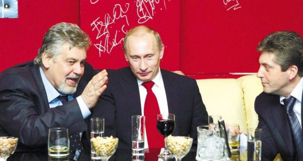 Спомени от миналото: Когато Путин и Първанов седяха в столично заведение, а България постигна „Голям шлем“ с Русия -
