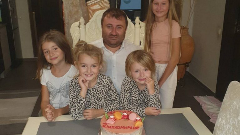 Турчинът, който възроди 6 църкви и отля камбана /СНИМКИ/
