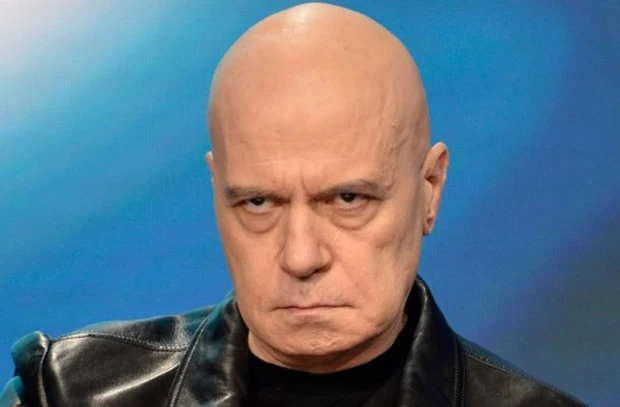 Скандал! Филип Станев отказа да спре да „опъва“ Ива Митева, Слави го уволнява? -