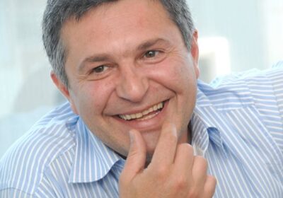 Милен Цветков забравен от жените си
