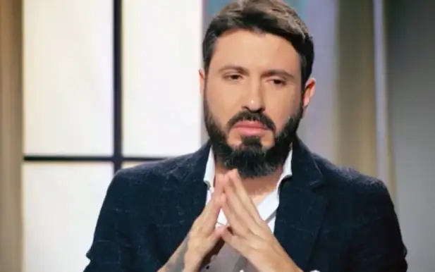 Мартин Елвиса крие незаконен син?
