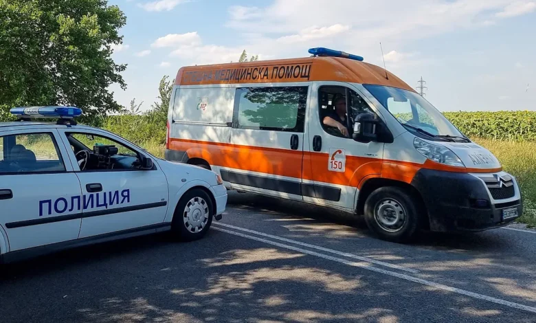 Трагедия на пътя. Шофьор загина, след като слезе от колата си